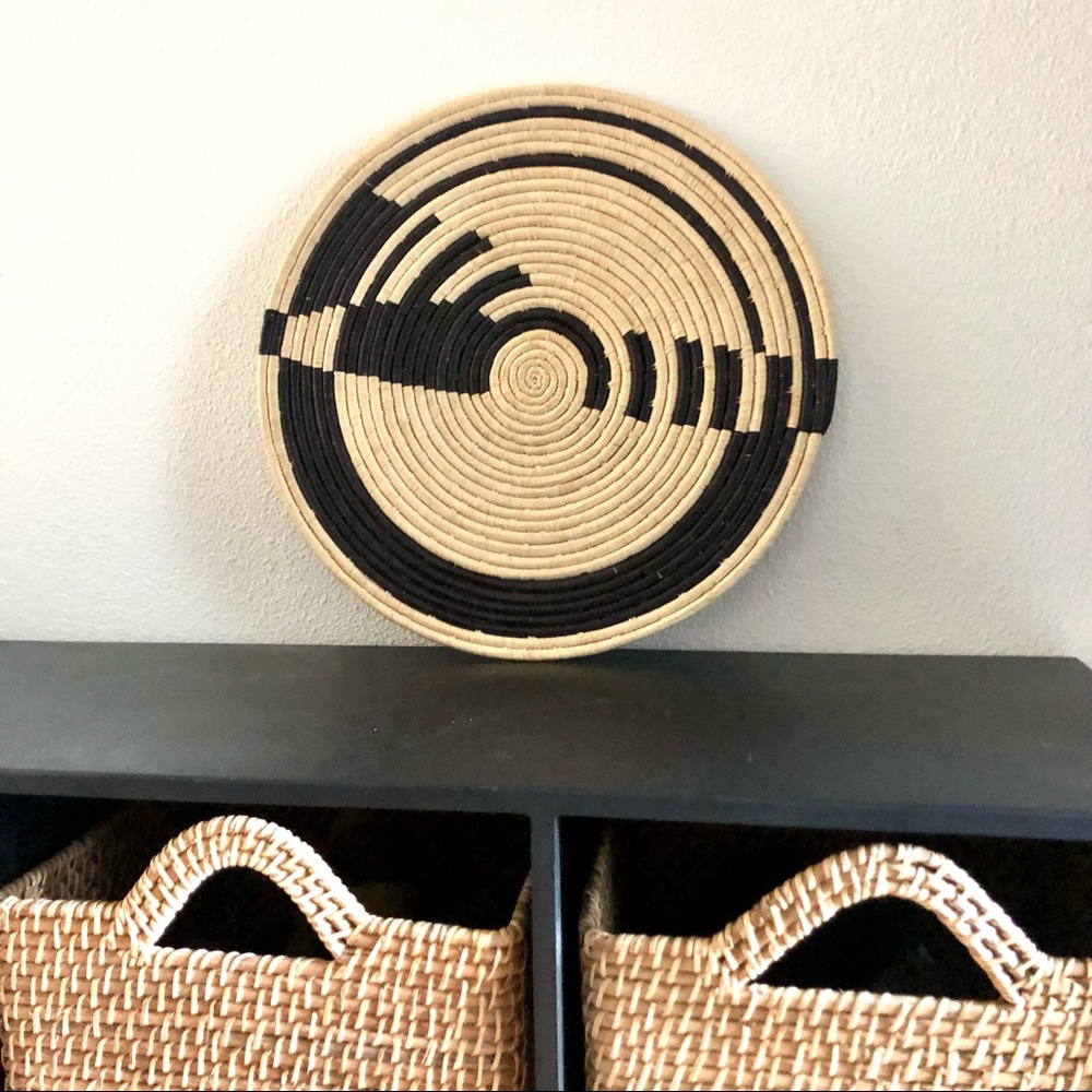 Kazi 17” Woven Wall Plate